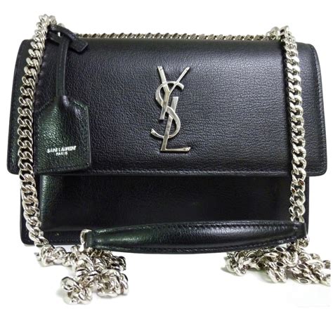 où peut on voir l'authenticité d'un sac yves saint laurent|Découvrez les Sacs Yves Saint Laurent pour Femme .